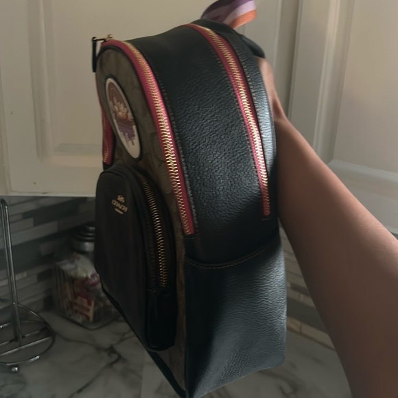 Court Backpack In Blocked Signature Canvas With Souvenir Patches - Picture 5 of 6